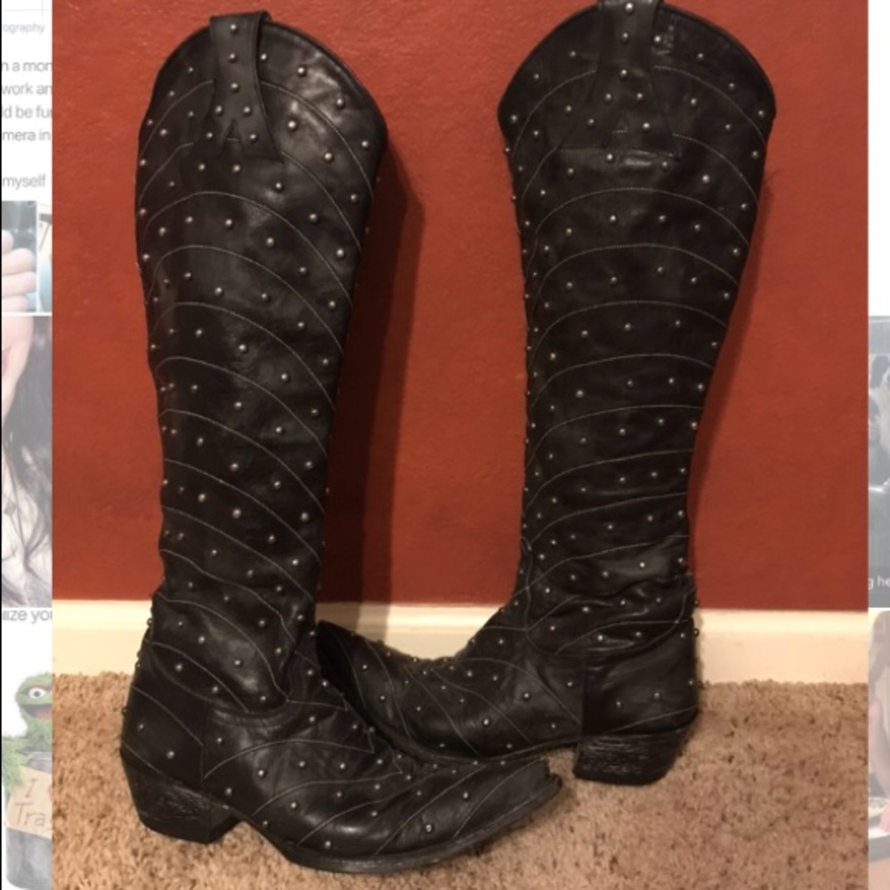 Black Old Gringo “Hosifookami” studded Boots!